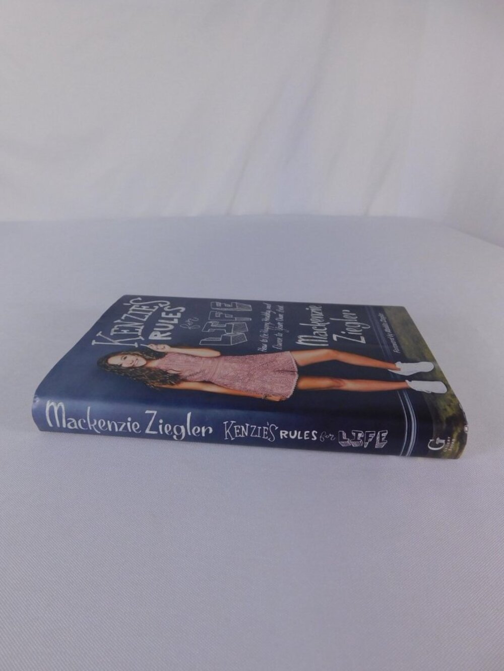 Kenzie's Rules For Life Mackenzie Ziegler HC DJ Hardcover Blue Simon & Schuster - Picture 3 of 6